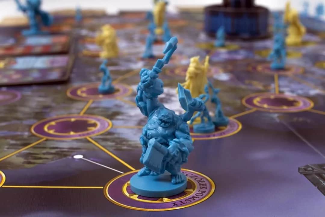 War of Warcraft gra planszowa - porównanie mechanik i doświadczeń graczy