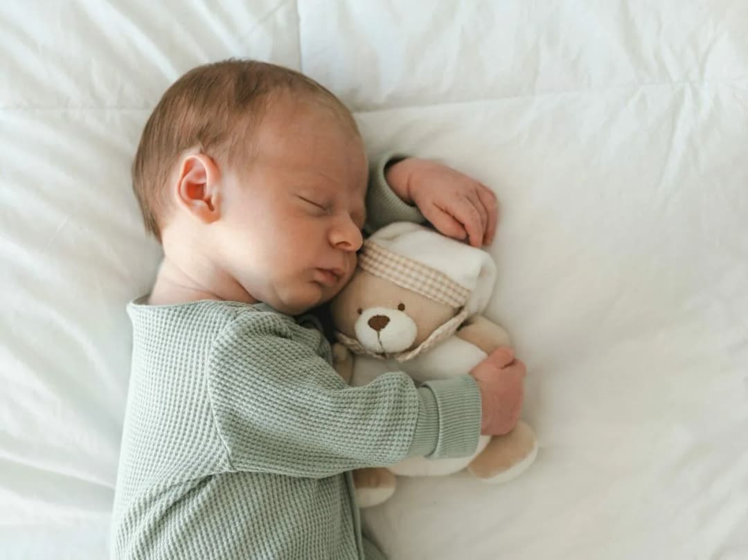 Najlepsze przytulanki dla niemowlaka – bezpieczeństwo i komfort w zabawie